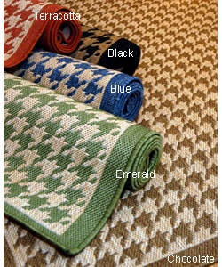 Houndstooth Polypropylene Area Rug (2' x 7'6)