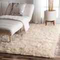 Hand-woven Alexa Flokati Wool Shag Rug (5' x 7')
