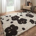 Jullian Ivory Shag Rug (5'3 x 7'7)