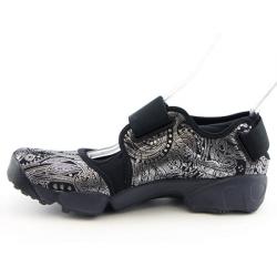 Nike Women's 'Air Rift' Black/Anthracite Running Shoes (Size 12)