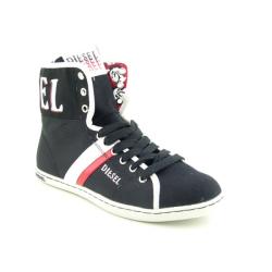 Diesel Women's 'GZ-213' Black Sneakers