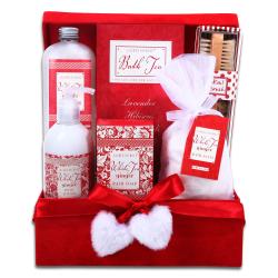 Alder Creek Gift's Loveable Relaxation Gift Box