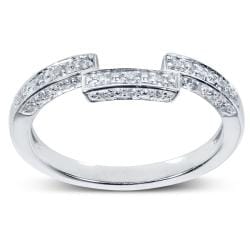 14k White Gold 1/6ct TDW Diamond Curved Wedding Band (H-I, I1-I2)