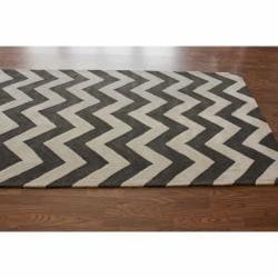 Handmade Luna Easy Care Chevron Rug (8'3 x 11')