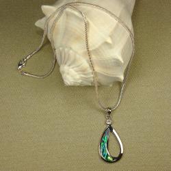 Jewelry by Dawn Open Oval Shaped Abalone Pendant Necklace 