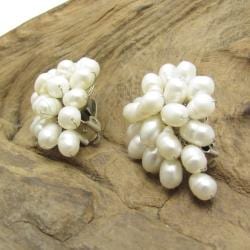 Pasty Forest Freshwater White Pearl Grape Clip On Earrings (Thailand)