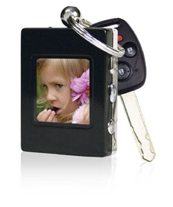 The Sharper Image Digital Photo Album Keychain