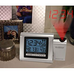 Projection Alarm Clock with Outdoor Temperature