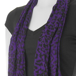 Self Esteem Junior's Short-sleeve V-neck Tee and Scarf