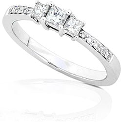 14k Gold 1/3ct TDW Princess Diamond Engagement Ring