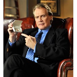 Lee Majors Bionic Ear Hearing Aid Kit with Charging Case