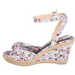 Refresh by Beston Women's 'Cutie' Wedge Sandals