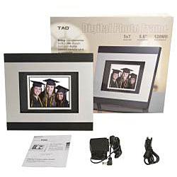 TAO 5.6-inch Brushed Metal with Black Wood Digital Photo Frame