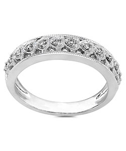 14k White Gold 1/10ct TDW Round Diamond Heart Band
