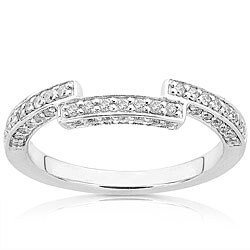 14k Gold 1/4ct TDW Round Diamond Curved Wedding Band