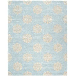 Handmade Soho Medallion Light Blue New Zealand Wool Rug (5' x 8')