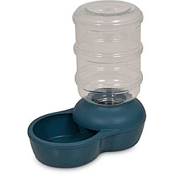 Le Bistro 1-gallon Waterer
