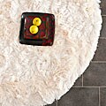 Hand-woven Silken Ivory Shag Rug (5' Round)