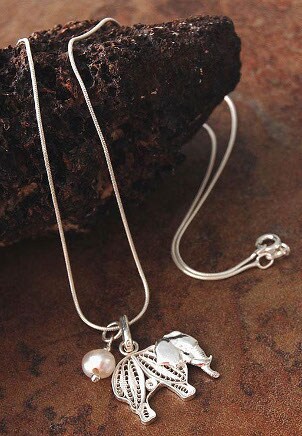 Pretty silver elephant pendant is perfect for casual styles