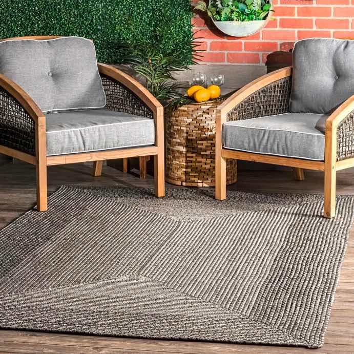 Discover Overstock.com's wide array of indoor/outdoor rugs to enhance any space in your home.